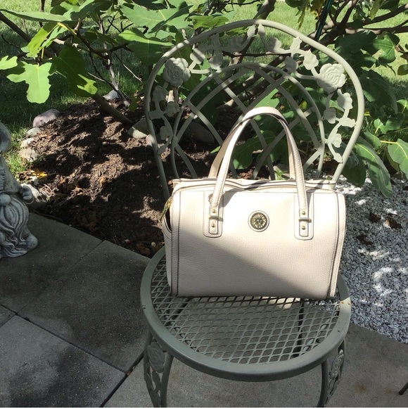 Anne Klein, vintage tote bag, beige, medium size. - Picture 2 of 6